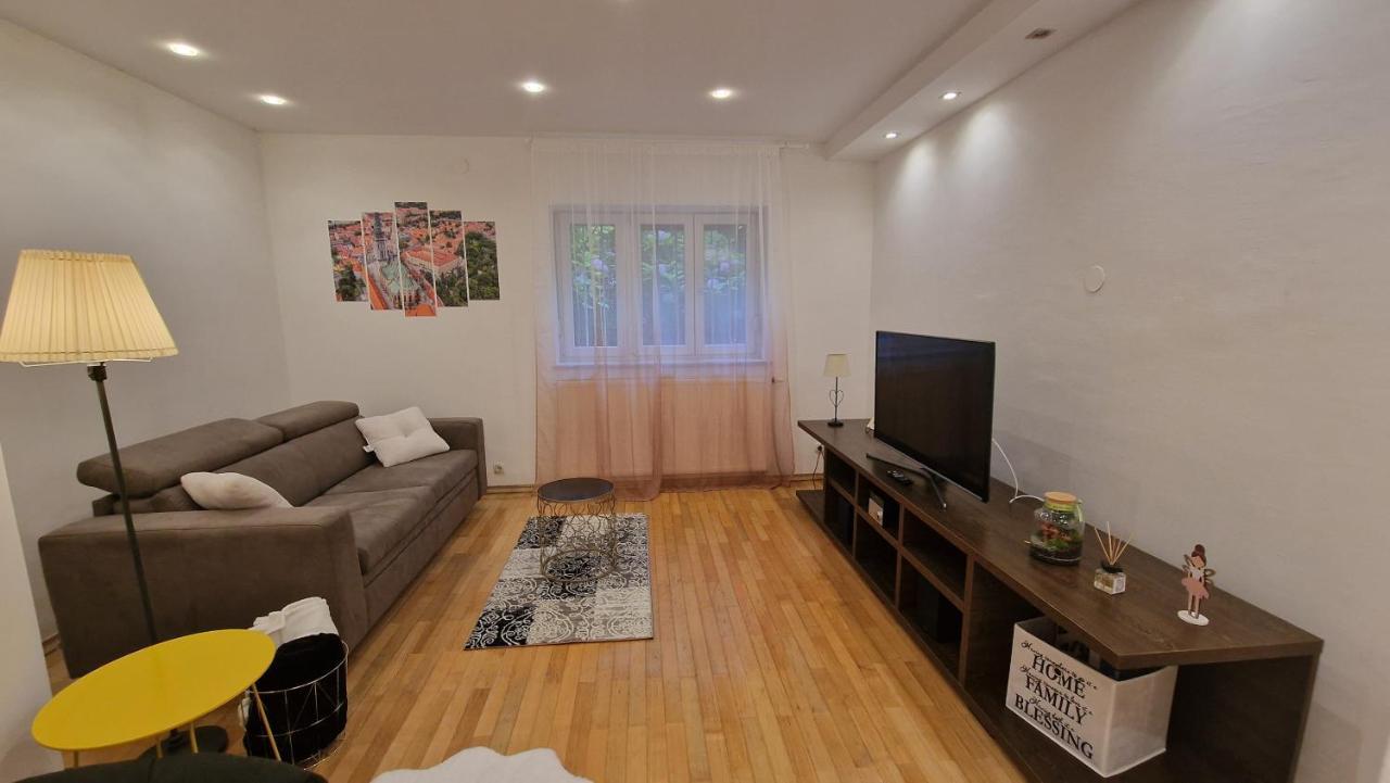 Apartman Roses Zagreb Exterior foto